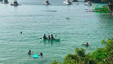 Passeio de Caiaque - Praia da Sepultura